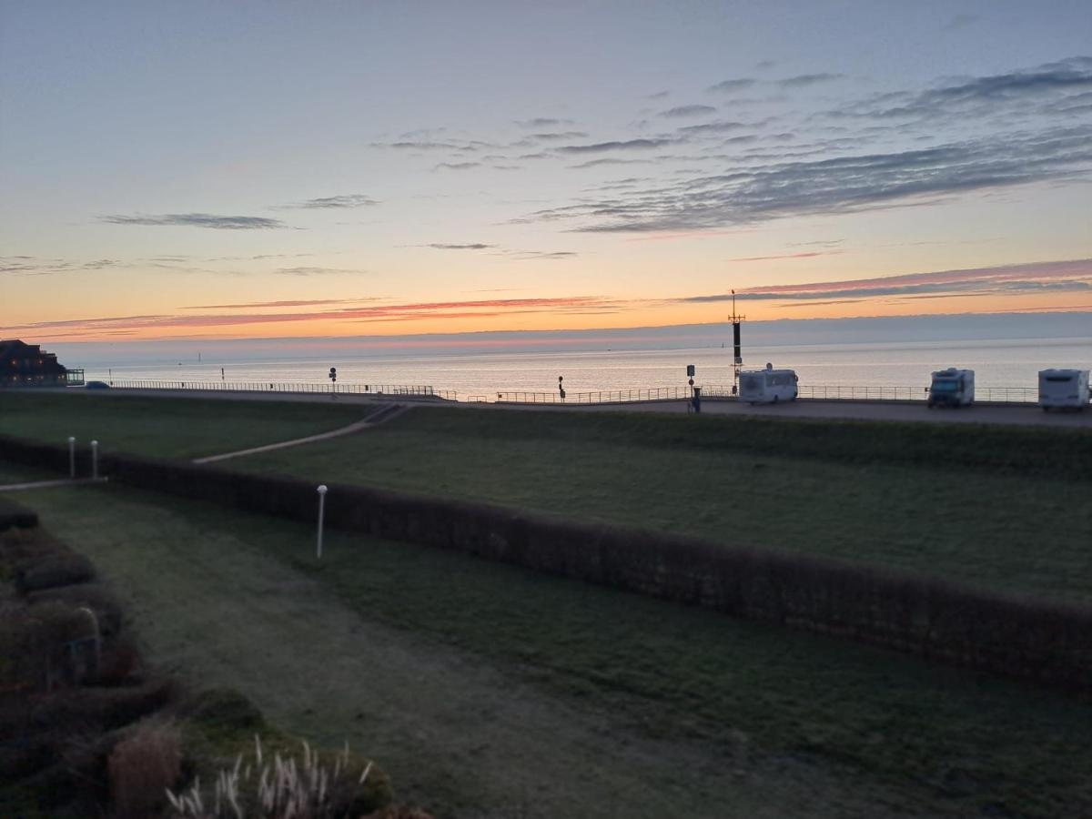 Studio Mit Meerblick Und Grosser Loggia - Direktzugang Zur Nordsee Wilhelmshaven Eksteriør bilde
